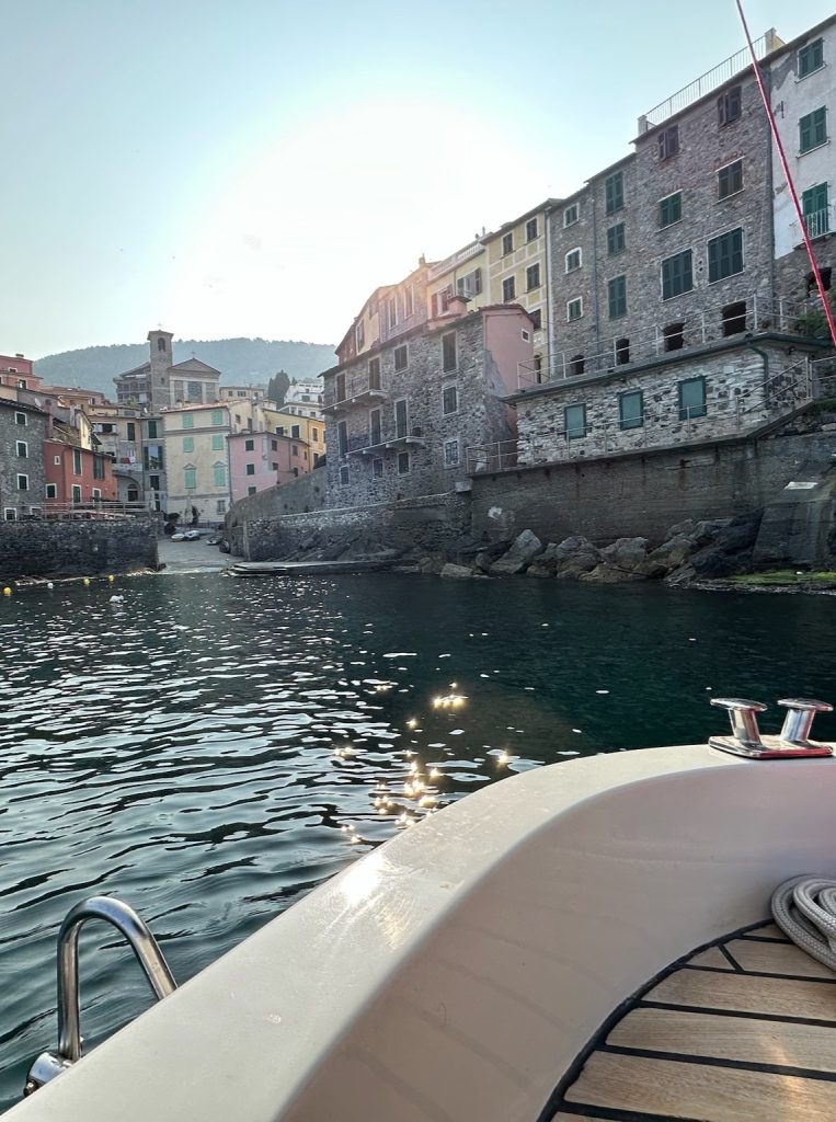 Tellaro - attracco delle barche